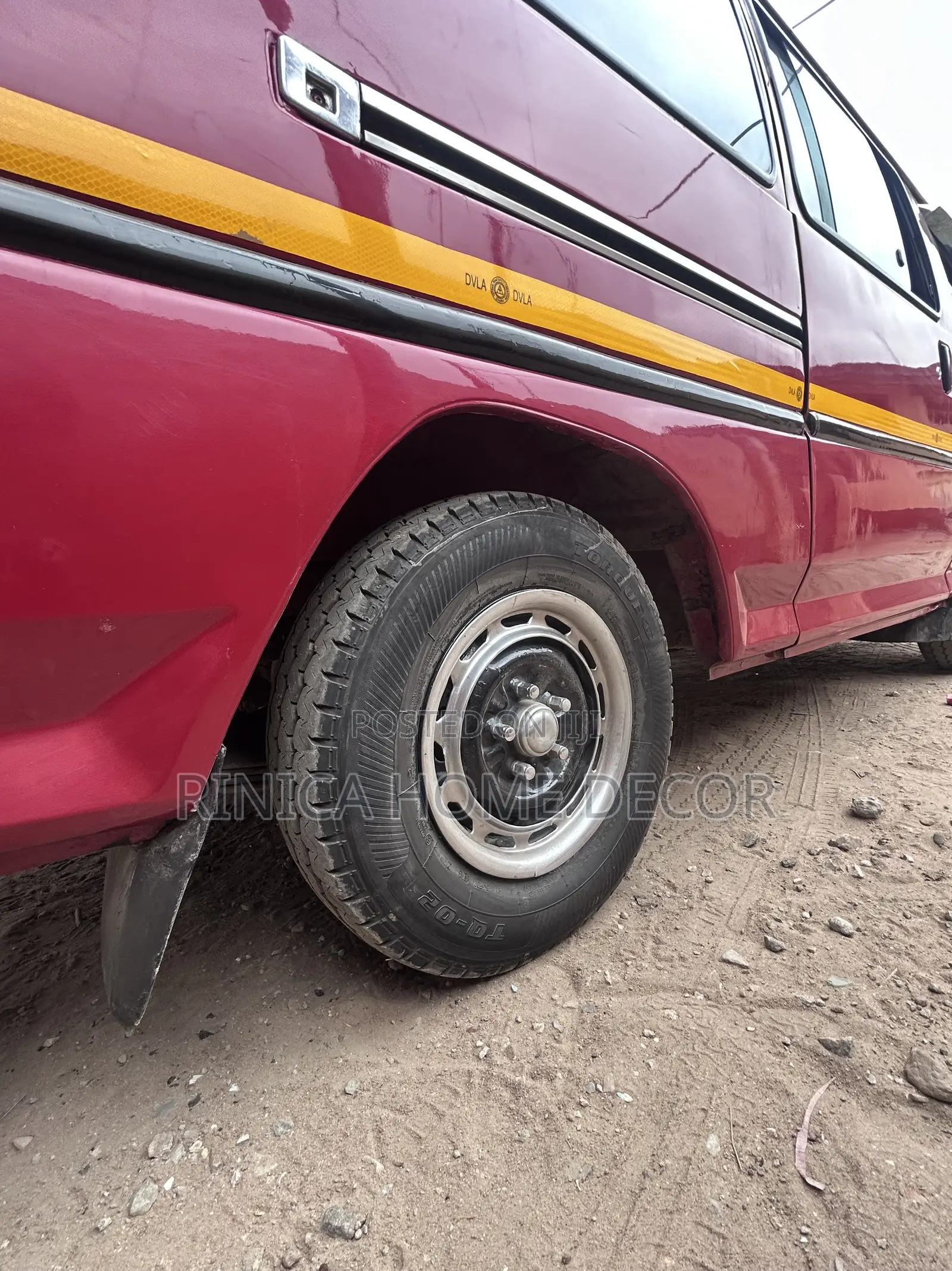 Hyundai H-100 2004 Red