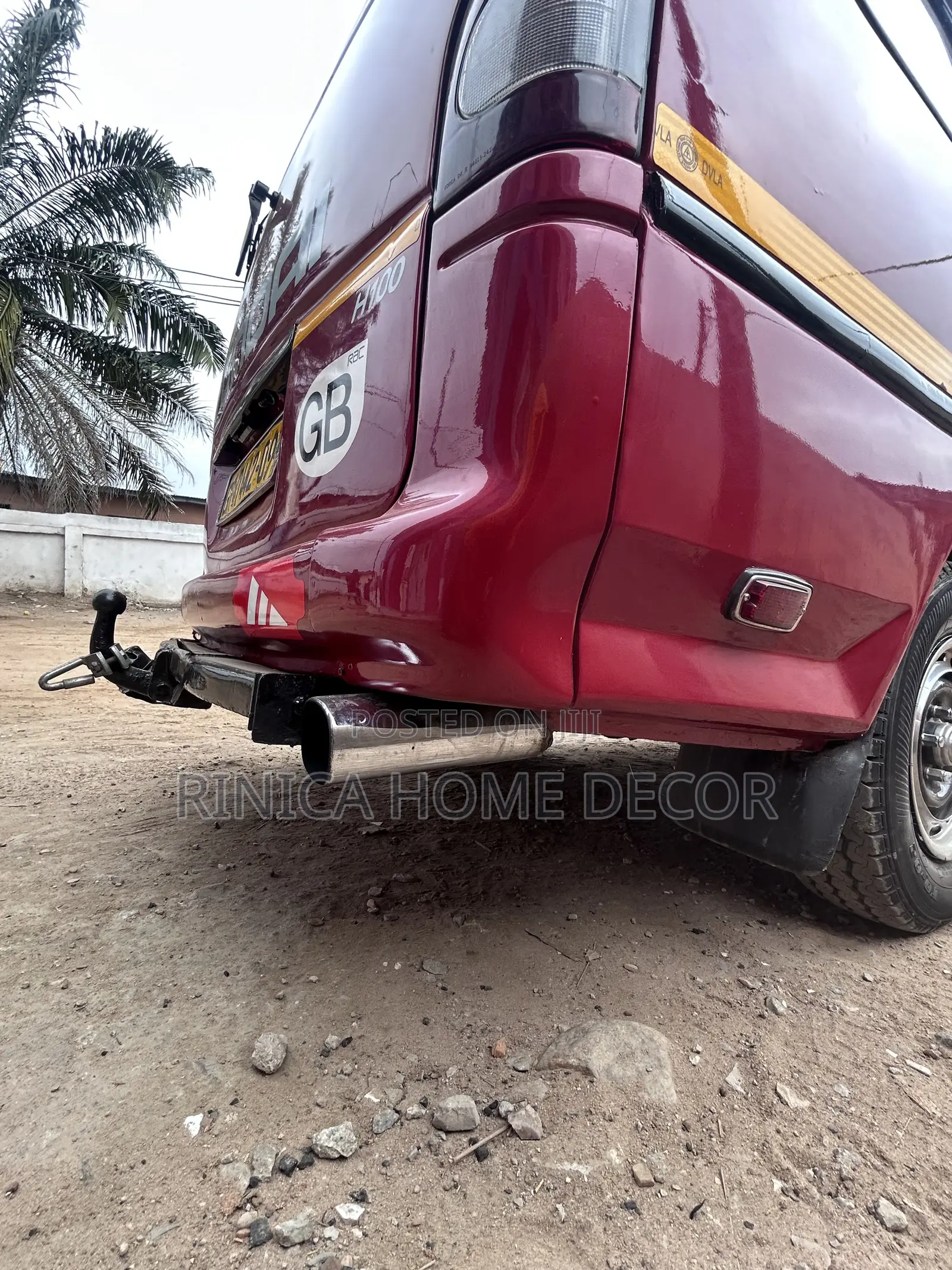 Hyundai H-100 2004 Red