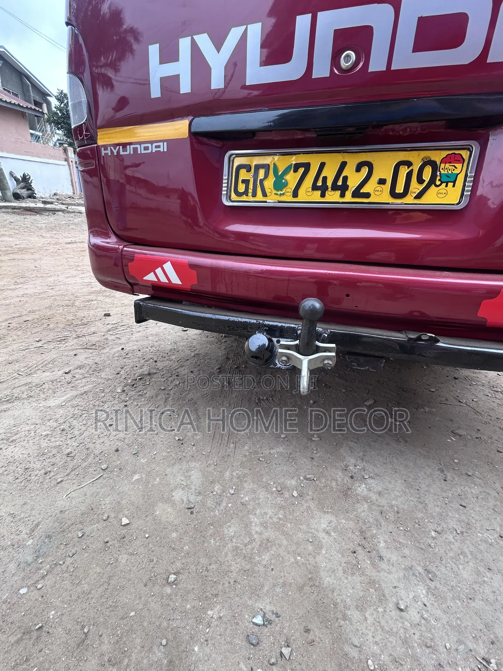 Hyundai H-100 2004 Red