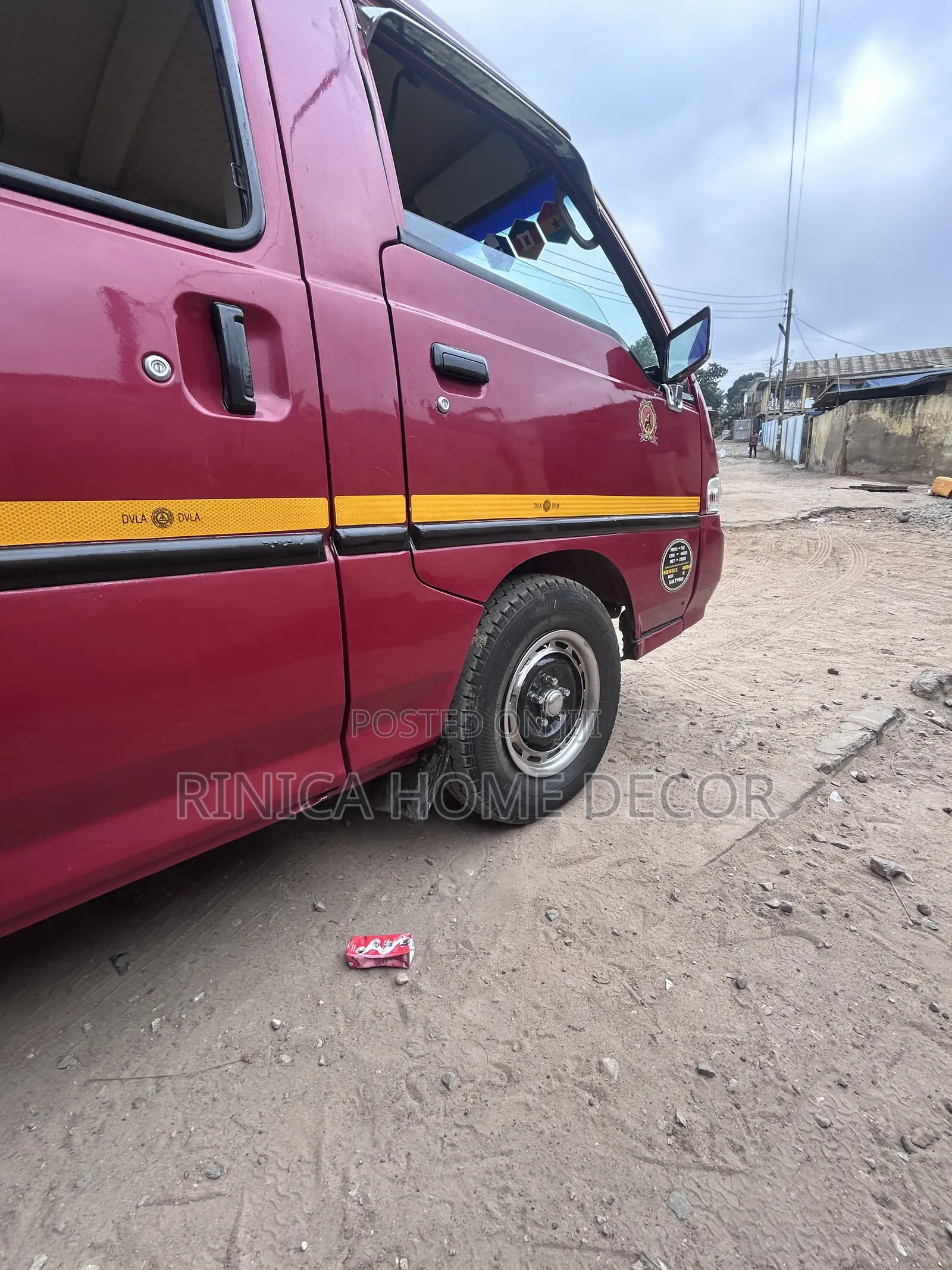 Hyundai H-100 2004 Red