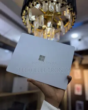Laptop Microsoft Surface Go 16GB Intel Core i5 SSD 256GB