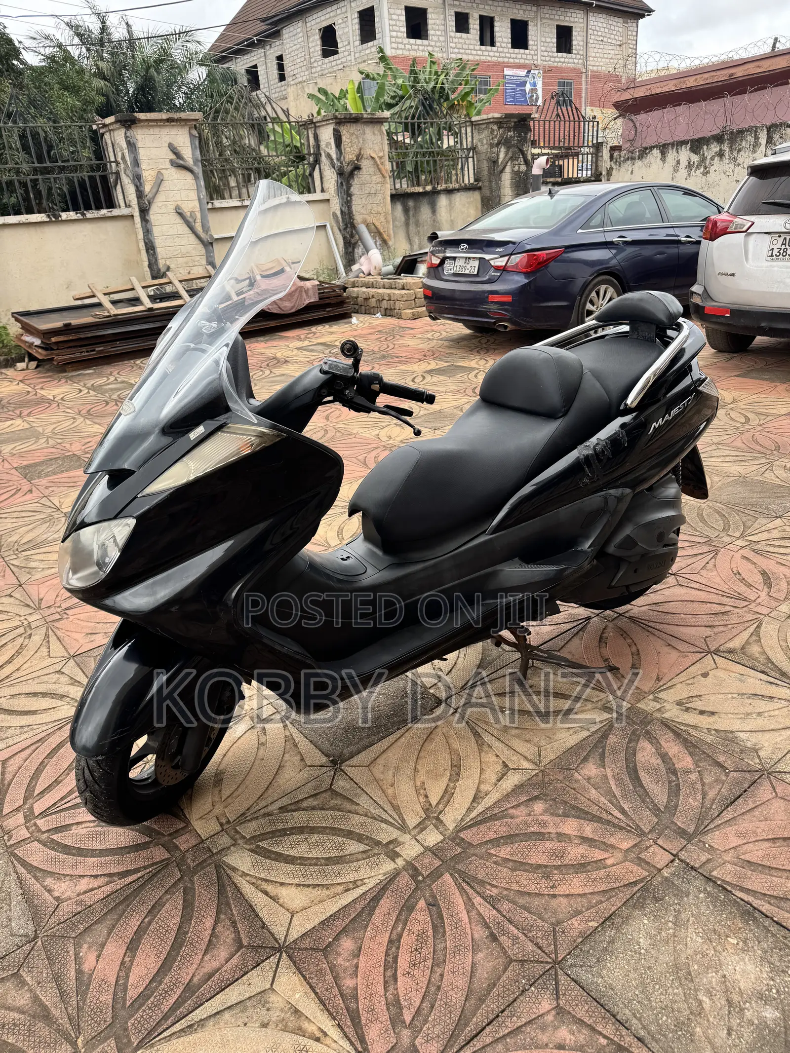 Yamaha Majesty 2012 Black