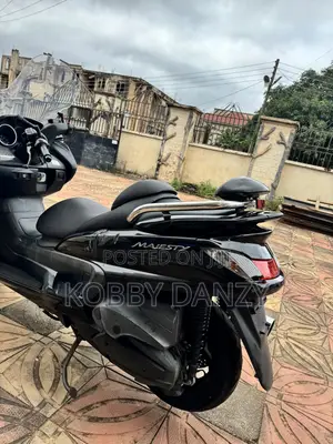 Yamaha Majesty 2012 Black