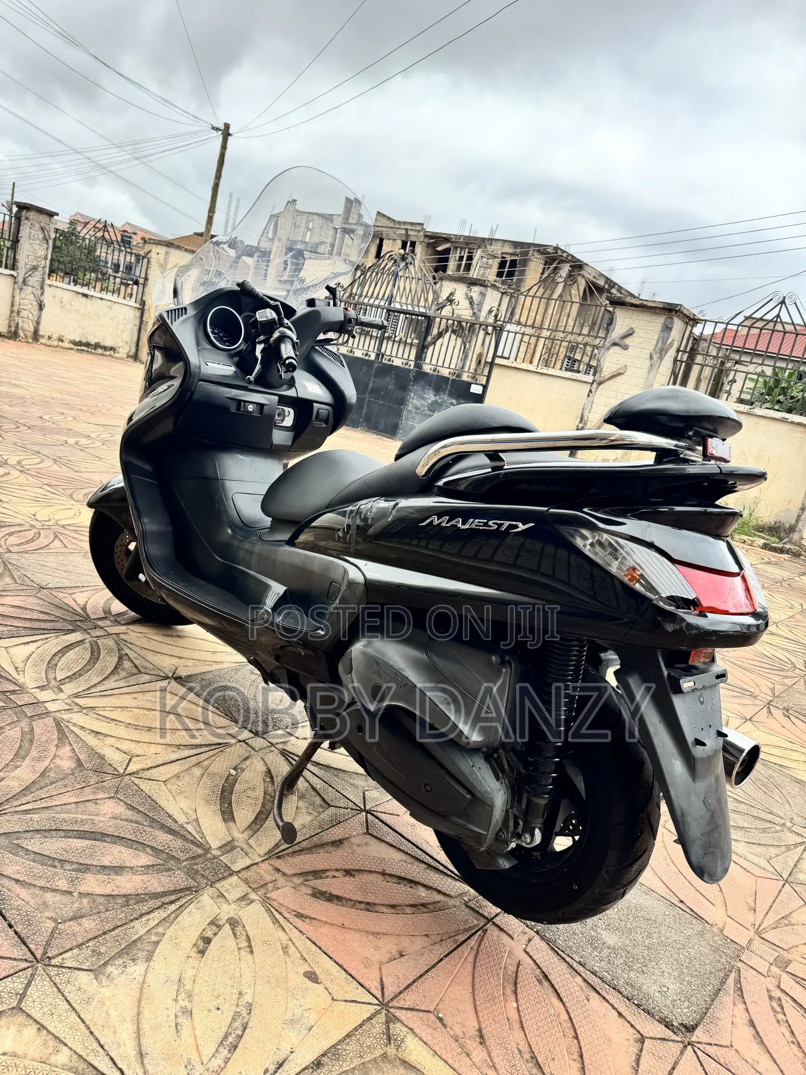 Yamaha Majesty 2012 Black