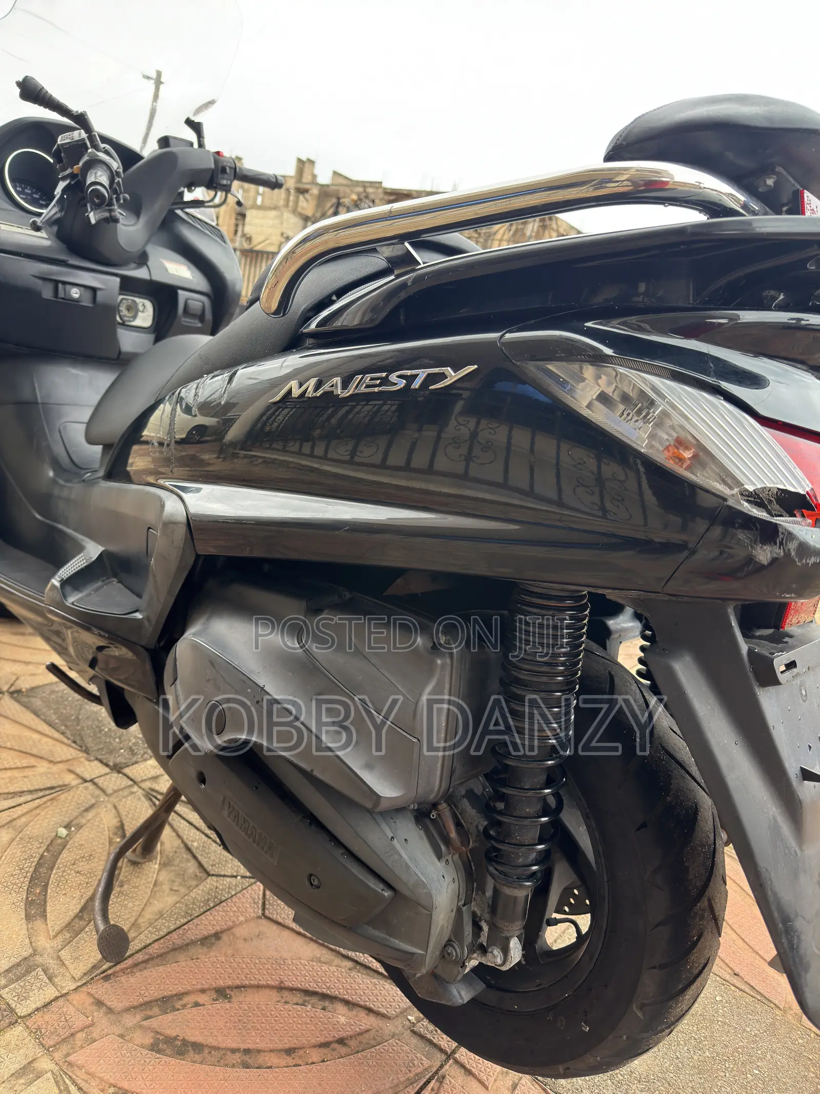 Yamaha Majesty 2012 Black