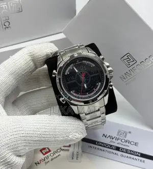 Naviforce Chain Watch
