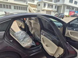 Hyundai Sonata ECO Sedan FWD (1.6L 4cyl 7A) 2017 Brown