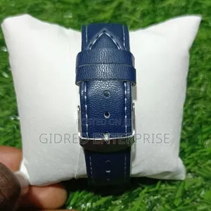 Blue Leather Retro Nostalgic Men's Round Quartz Watch