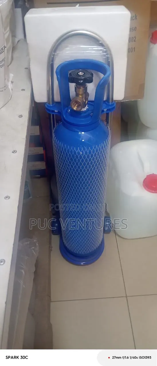 Oxygen Cylinder