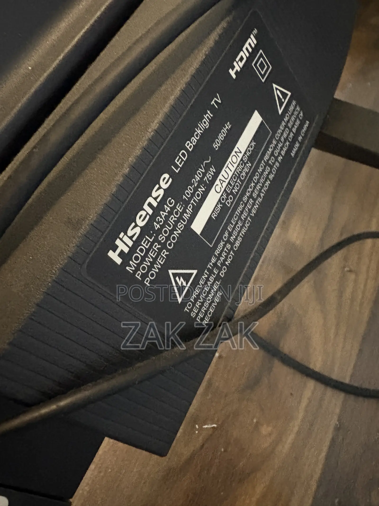 HISENSE 43 Inches
