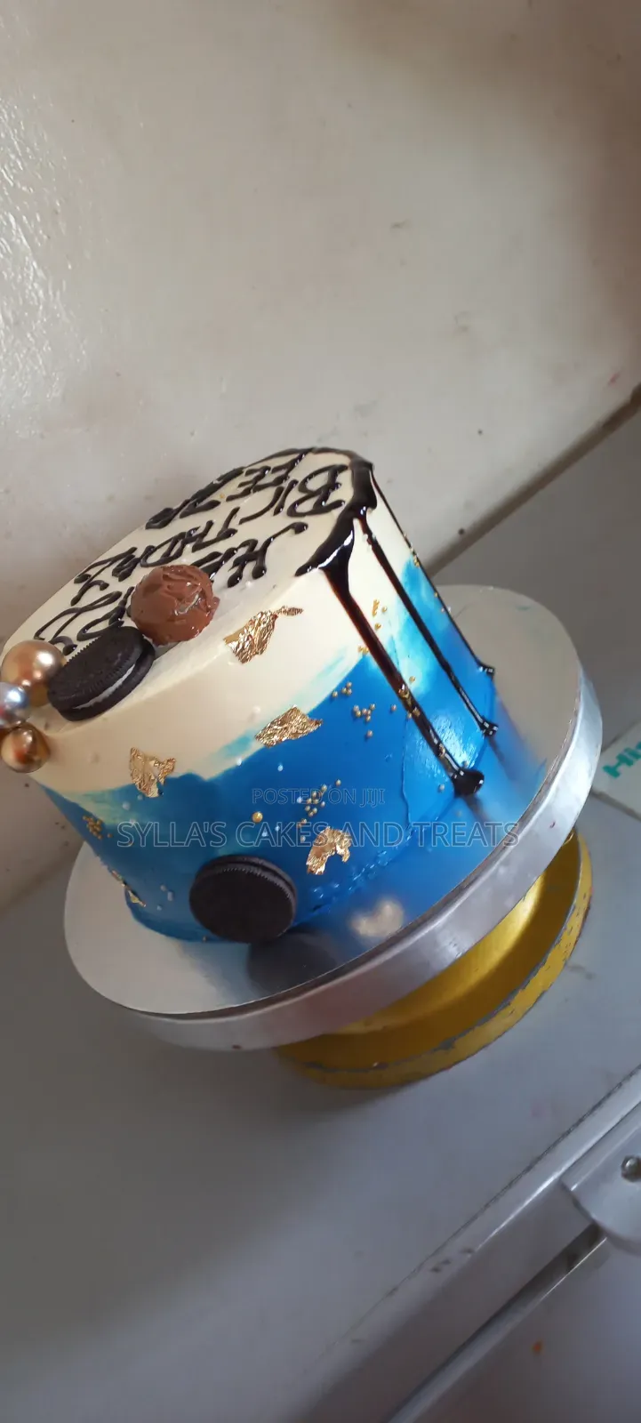 Customised Cakes