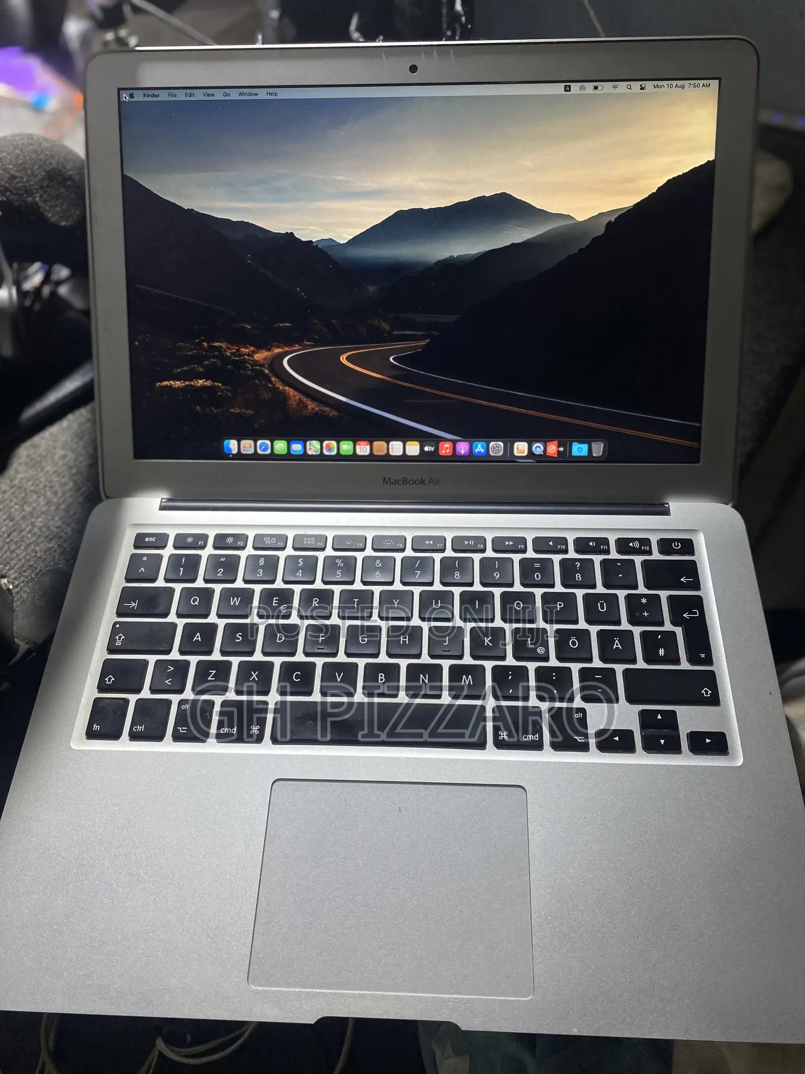 Laptop Apple MacBook Air 2013 4GB Intel Core i5 SSD 250GB
