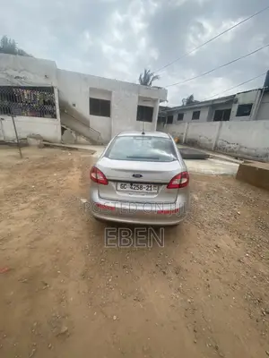 Ford Fiesta 2013 Silver