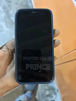 Apple iPhone XR 128 GB White