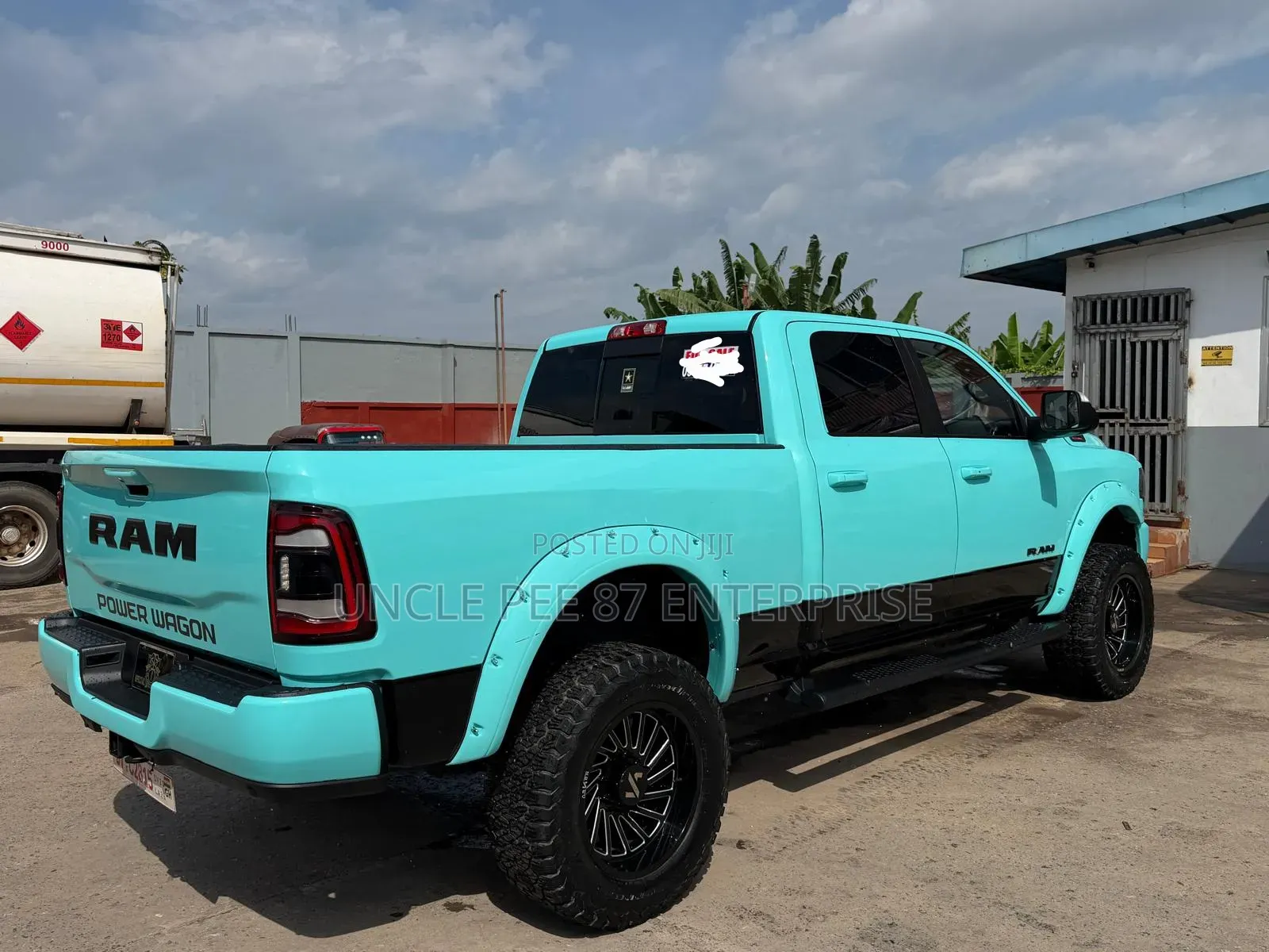RAM Promaster 2500 2022 Blue