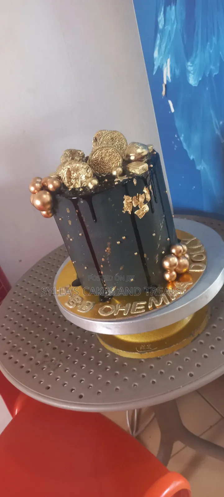 Customised Cakes