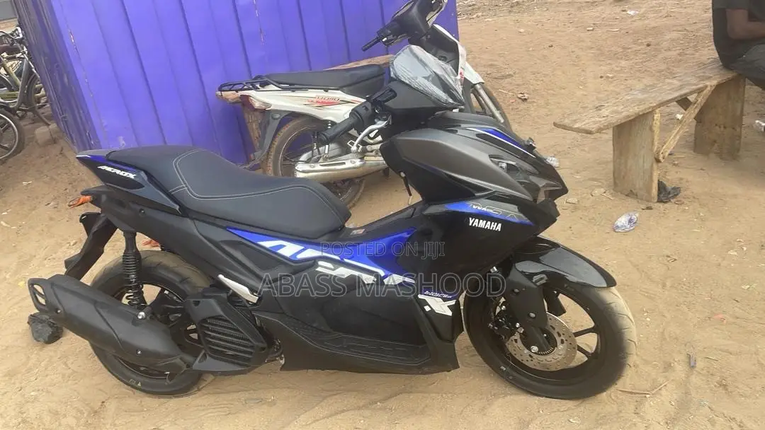 Yamaha Aerox 2026 Black