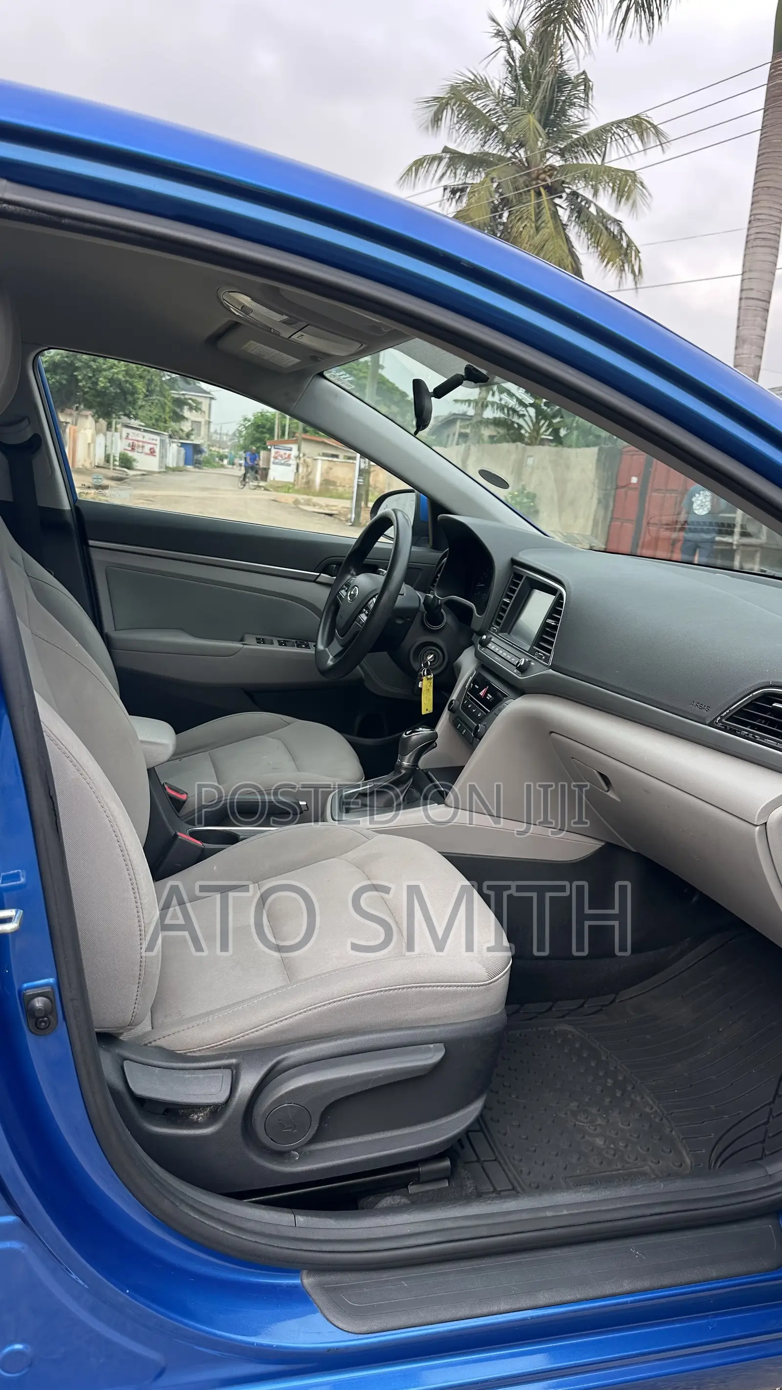 Hyundai Elantra 2018 Blue