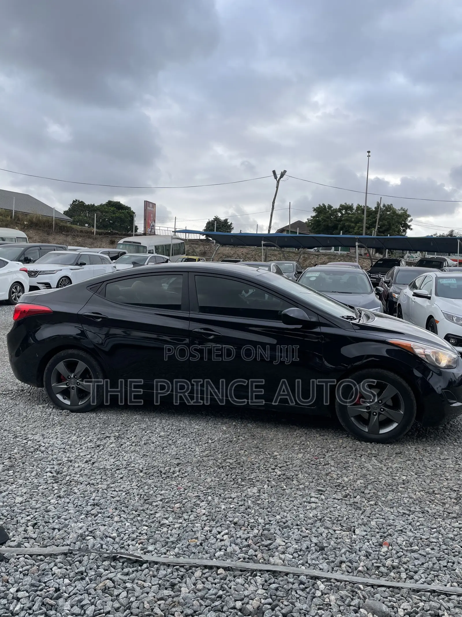 Hyundai Elantra SE Sedan FWD (1.8L 4cyl 6A) 2016 Black