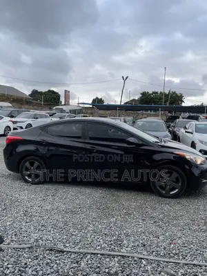 Hyundai Elantra SE Sedan FWD (1.8L 4cyl 6A) 2016 Black