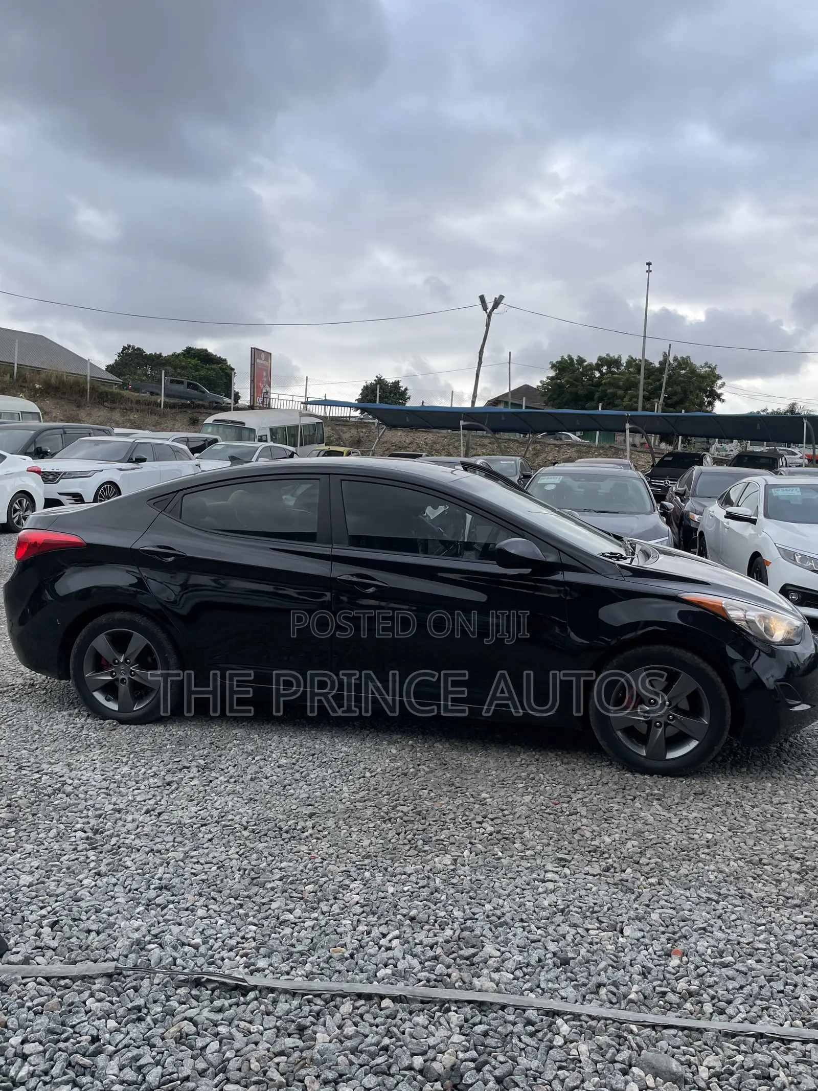 Hyundai Elantra SE Sedan FWD (1.8L 4cyl 6A) 2016 Black