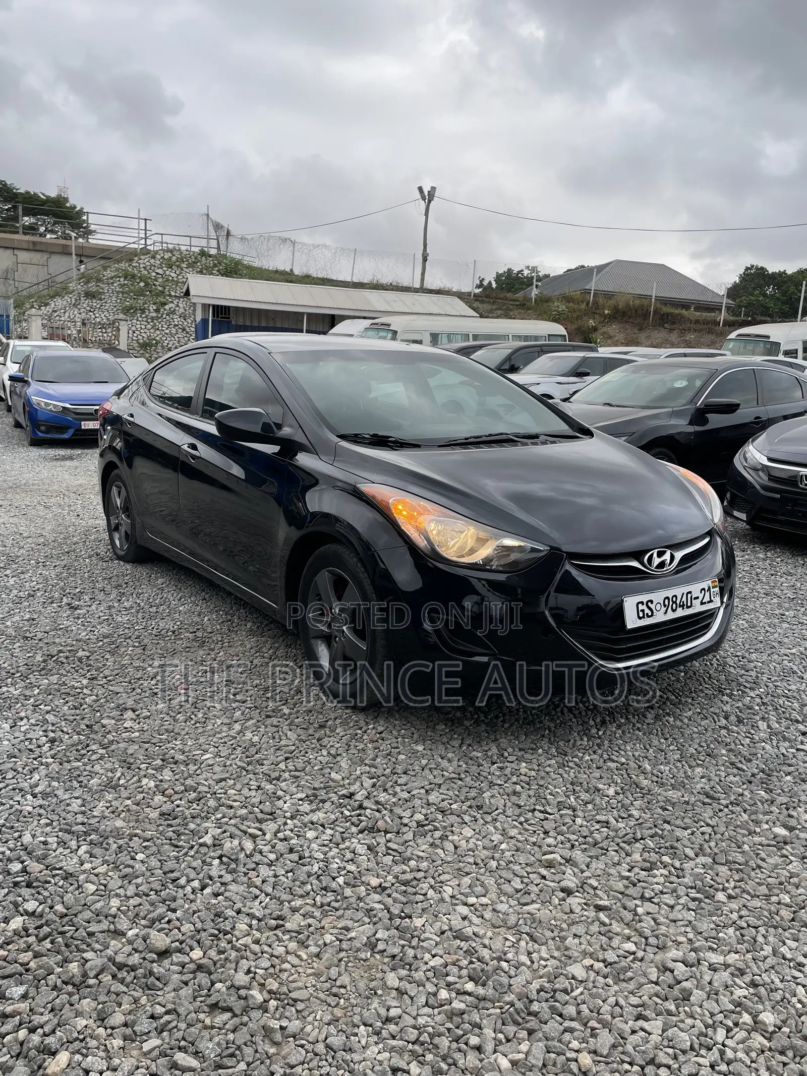 Hyundai Elantra SE Sedan FWD (1.8L 4cyl 6A) 2016 Black