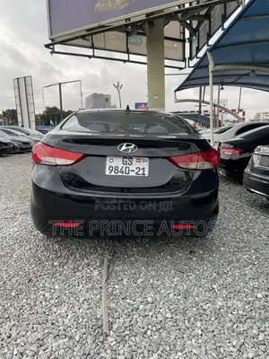 Hyundai Elantra SE Sedan FWD (1.8L 4cyl 6A) 2016 Black