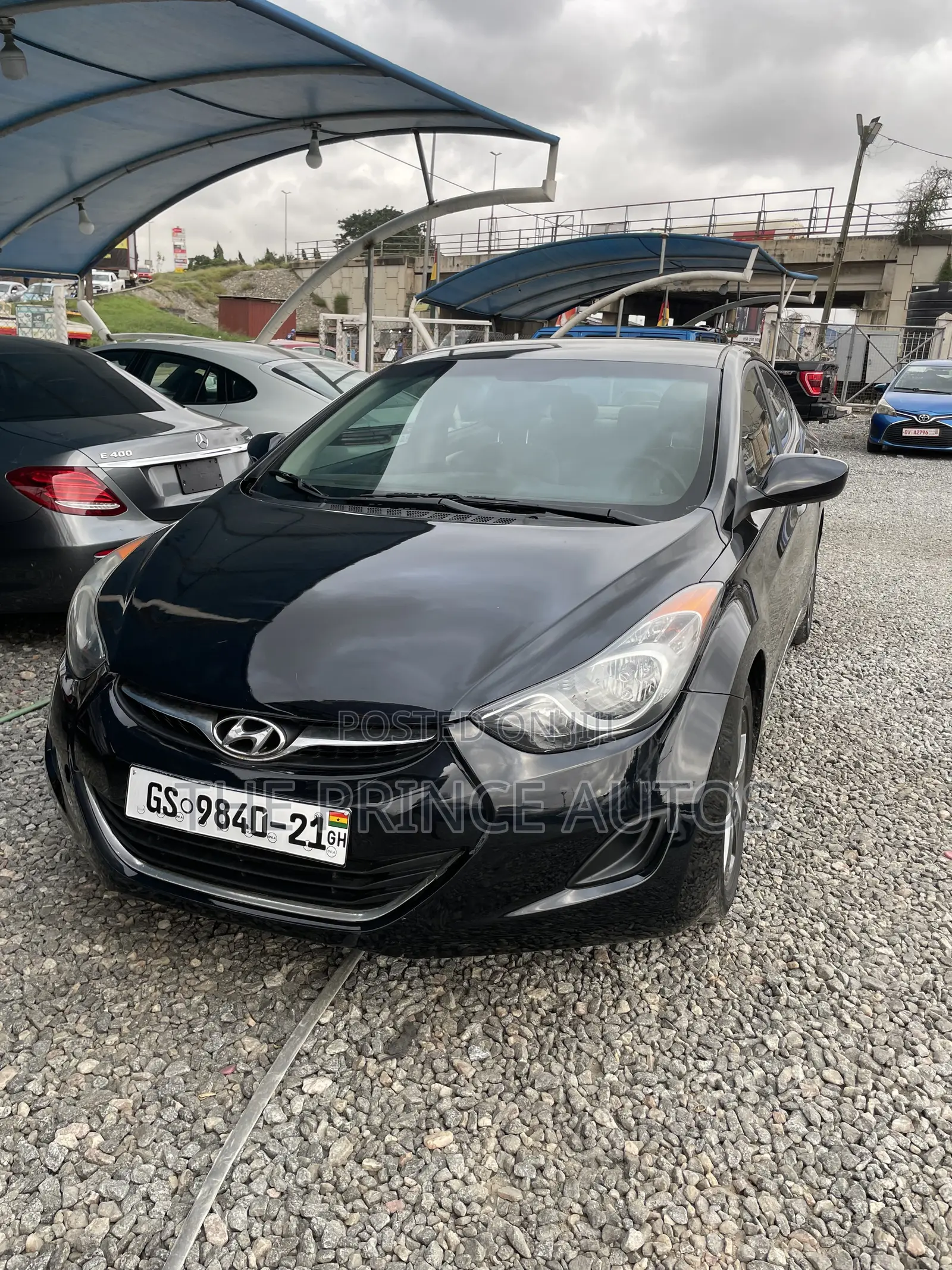 Hyundai Elantra SE Sedan FWD (1.8L 4cyl 6A) 2016 Black