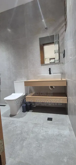 2bdrm Apartment in Gbawe, Bullemin for sale