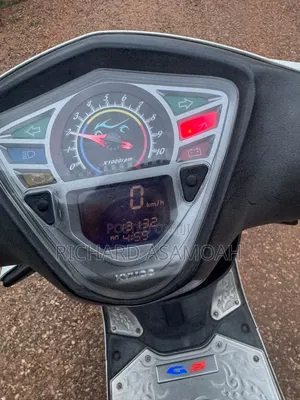 Kymco 2022 White
