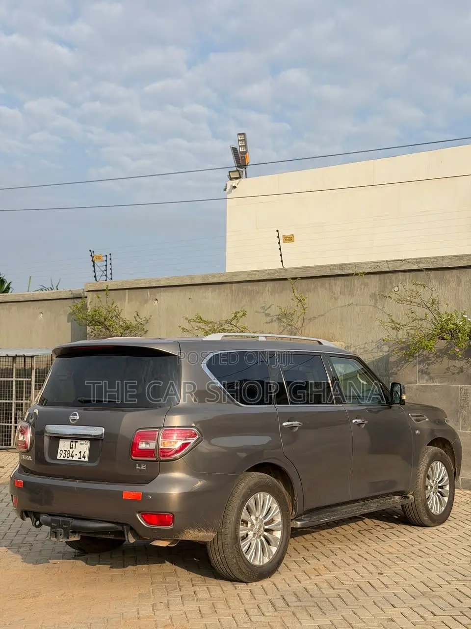 Nissan Patrol 2014 Brown