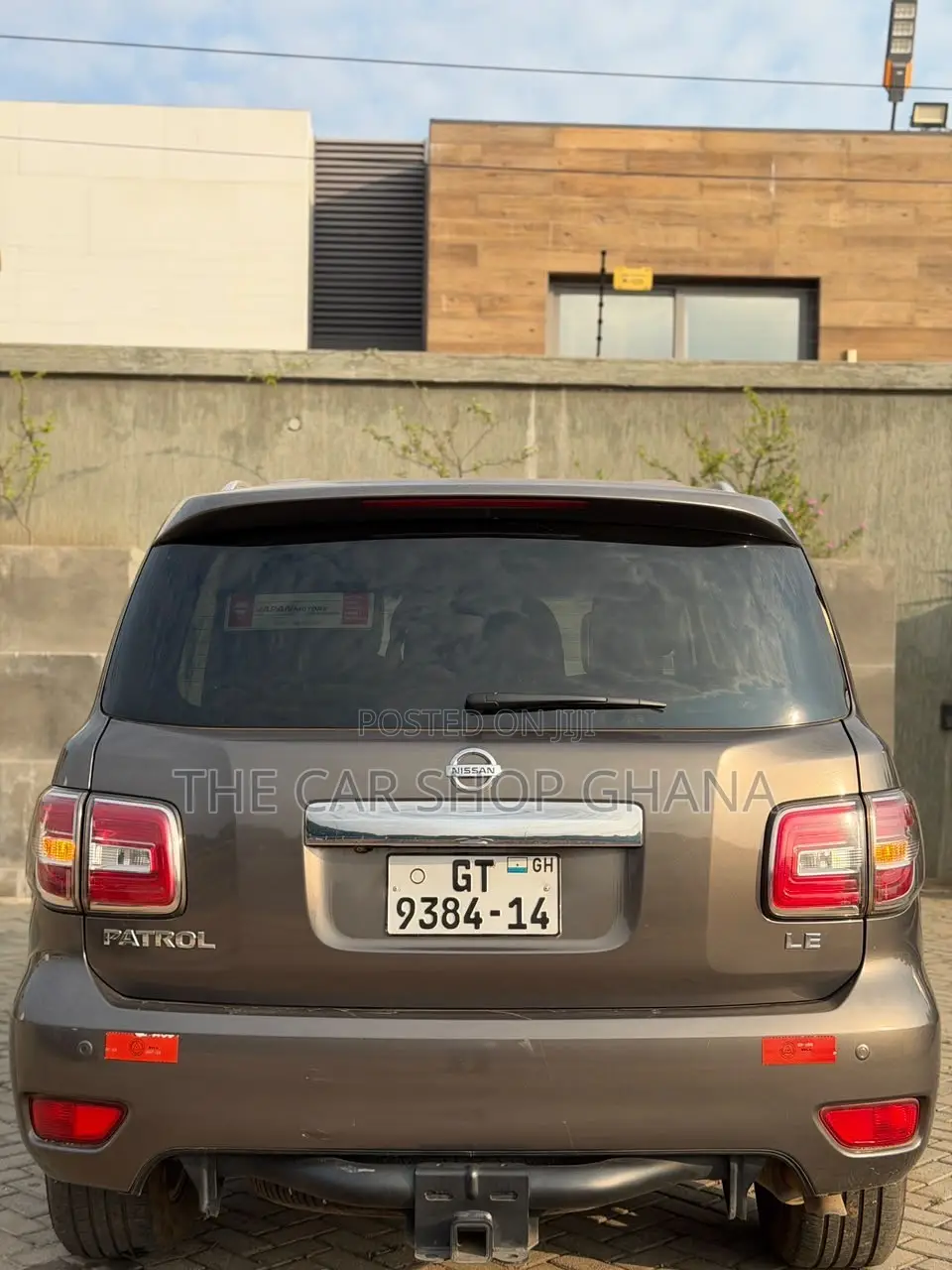 Nissan Patrol 2014 Brown