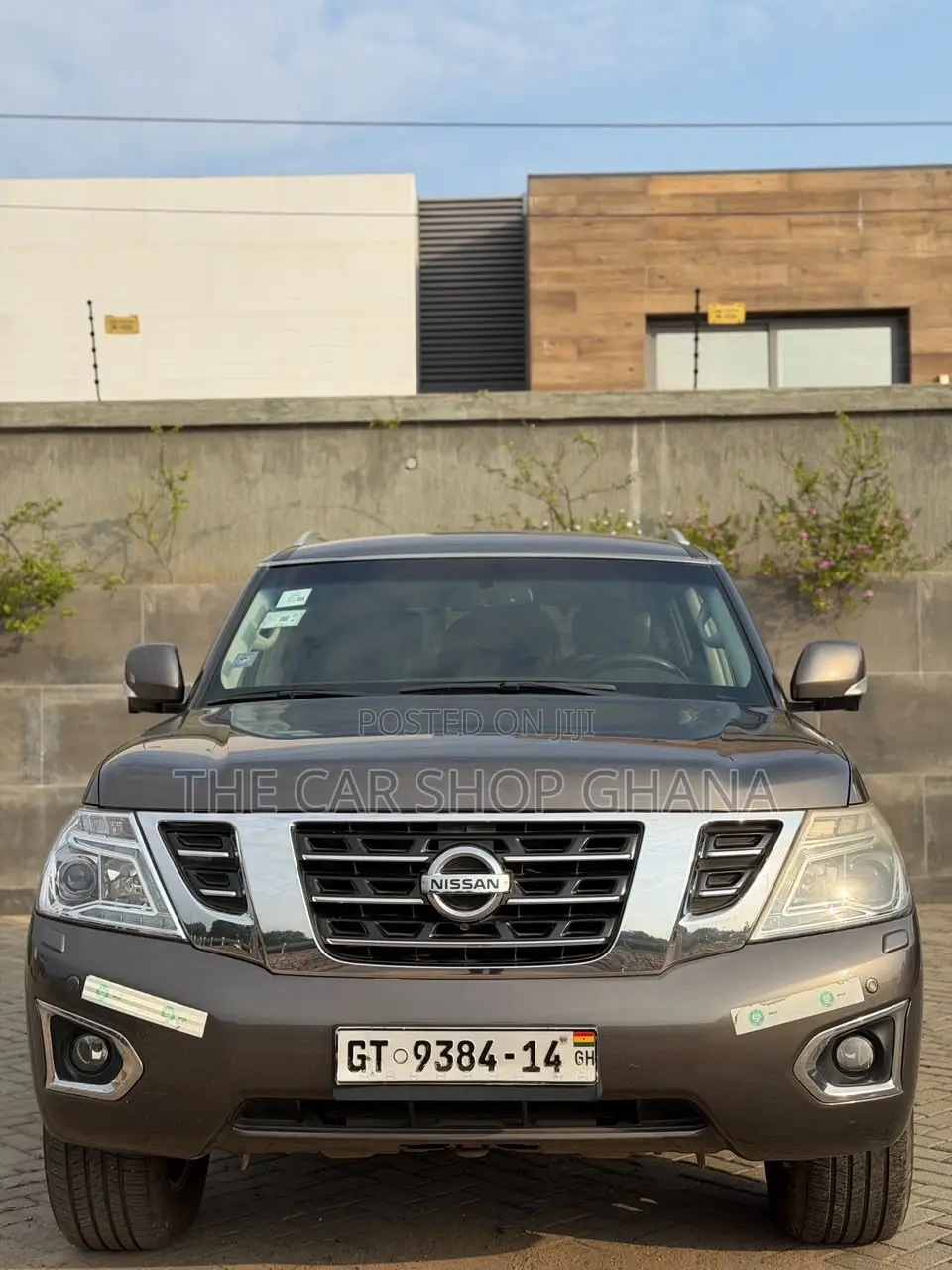 Nissan Patrol 2014 Brown