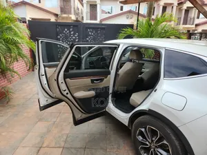 Honda CR-V 2021 White
