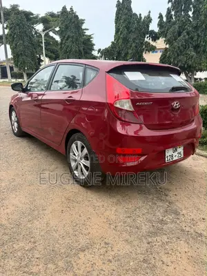 Hyundai Accent GS 4dr Hatchback (1.6L 4cyl 6M) 2015 Red