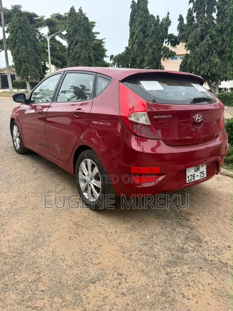 Hyundai Accent GS 4dr Hatchback (1.6L 4cyl 6M) 2015 Red