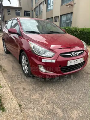 Hyundai Accent GS 4dr Hatchback (1.6L 4cyl 6M) 2015 Red