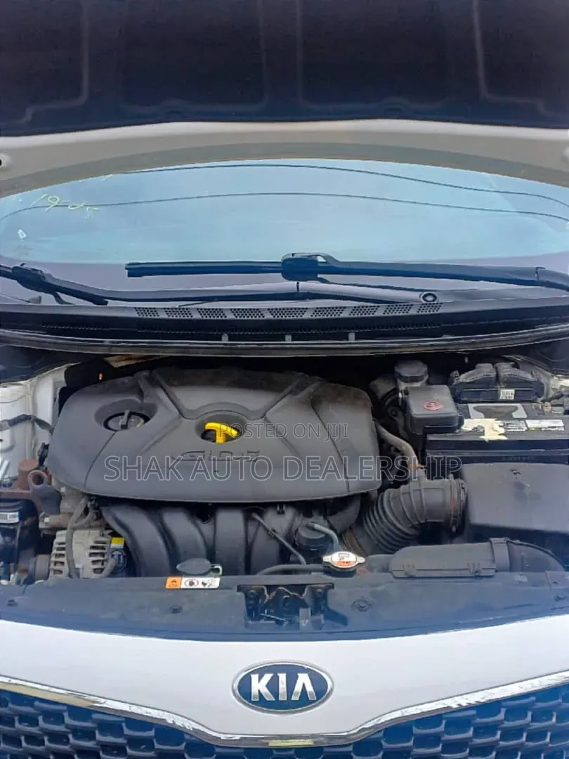 Kia Forte EX Sedan 2015 White