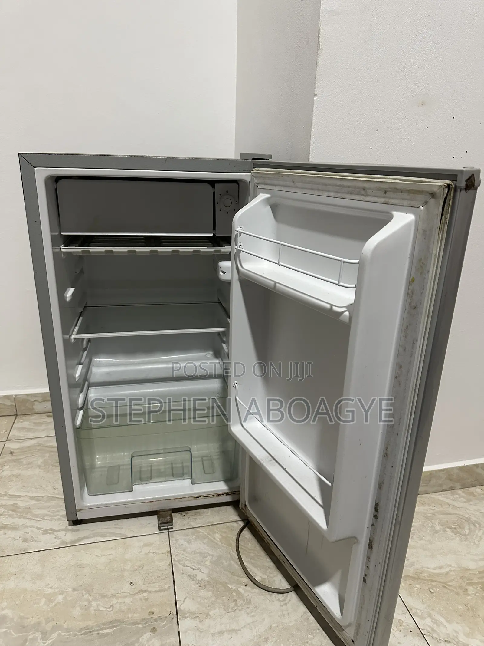 Mini Table Top Fridge