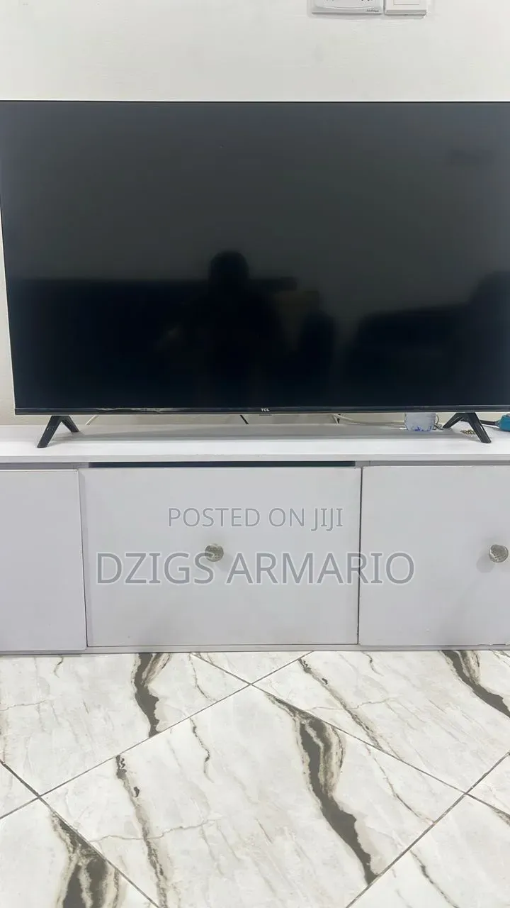 TCL Smart Television. 43 Inch. Few Months Used