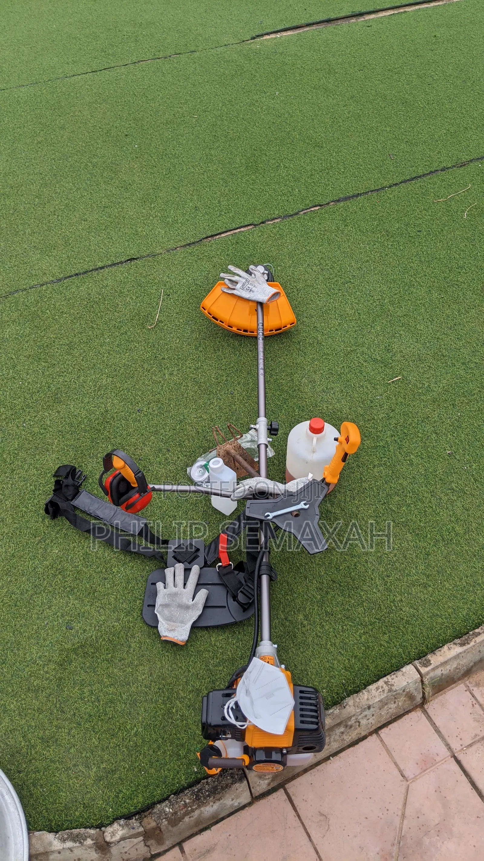 Contact for Weeding, Mowing of Lawns and Cutting of Grass