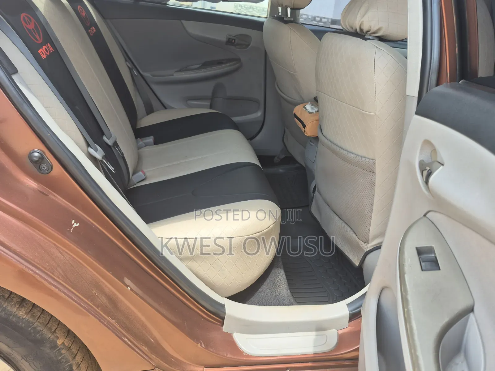 Toyota Corolla 2013 Brown