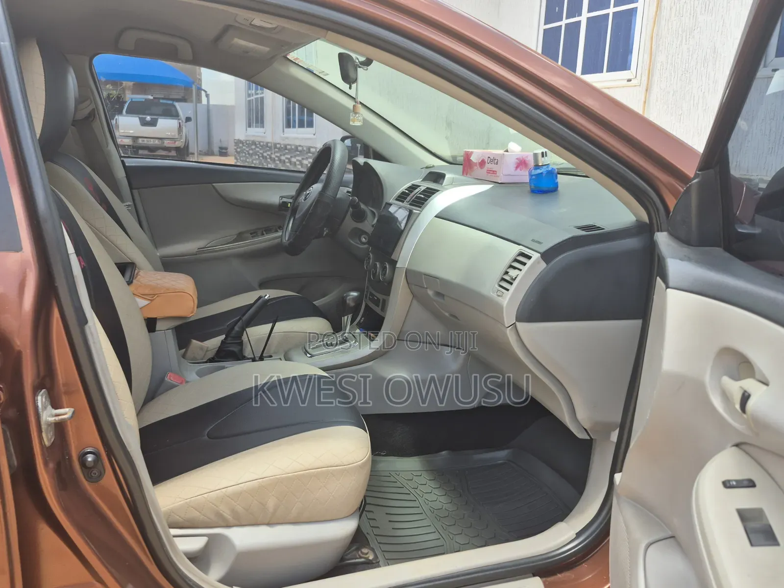 Toyota Corolla 2013 Brown