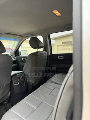 Honda Pilot 2012 Silver