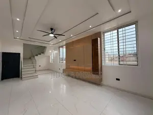 4bdrm House in Lakeside Estate for rent