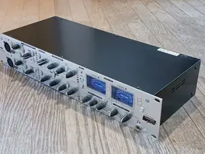 Focusrite Platinum TwinTrak Pro – Dual Channel Strip Preamp