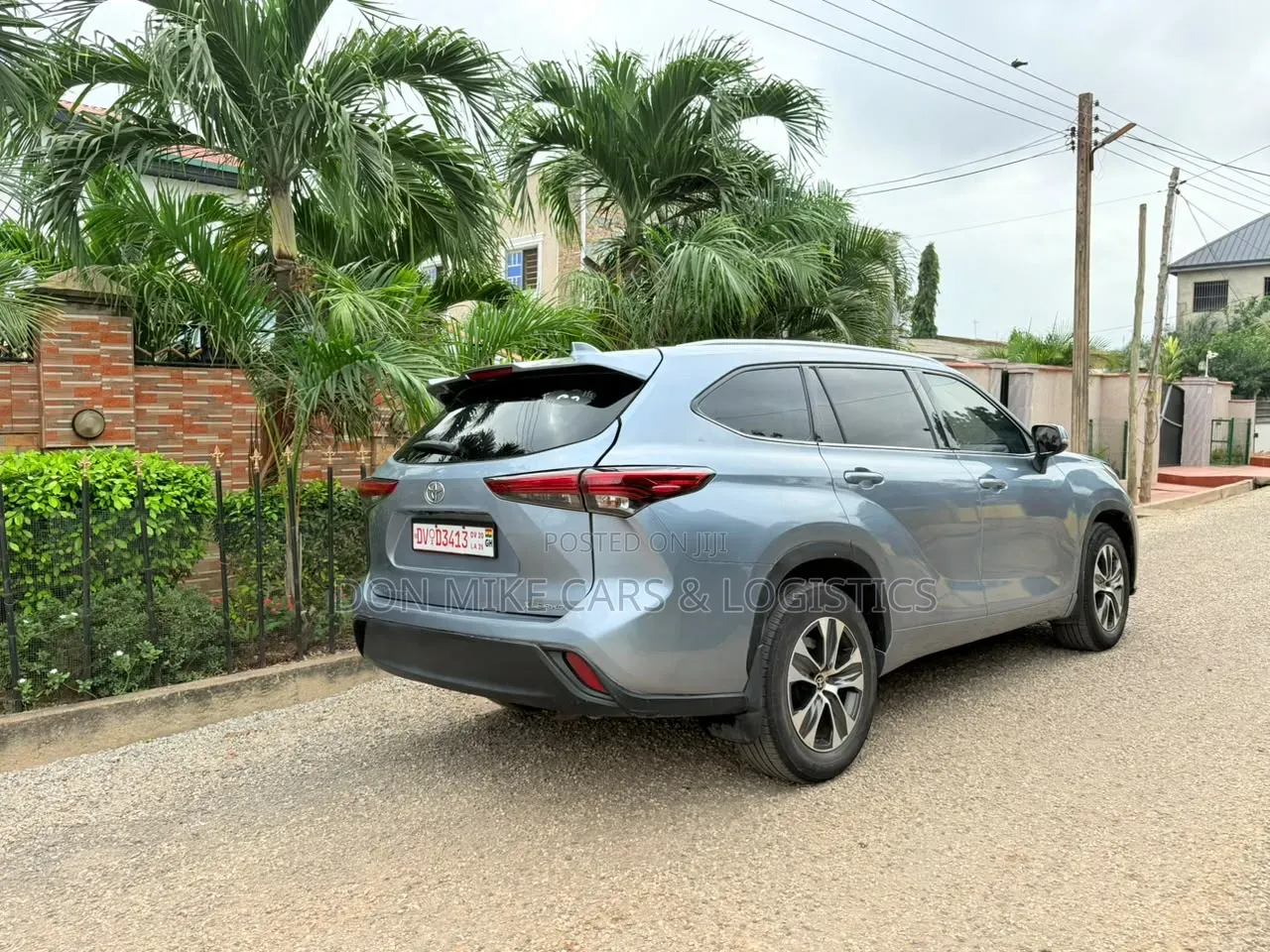 Toyota Highlander 2022 Blue