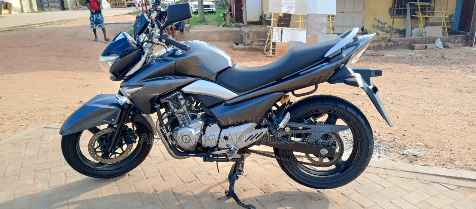 Suzuki GSR 2015 Black