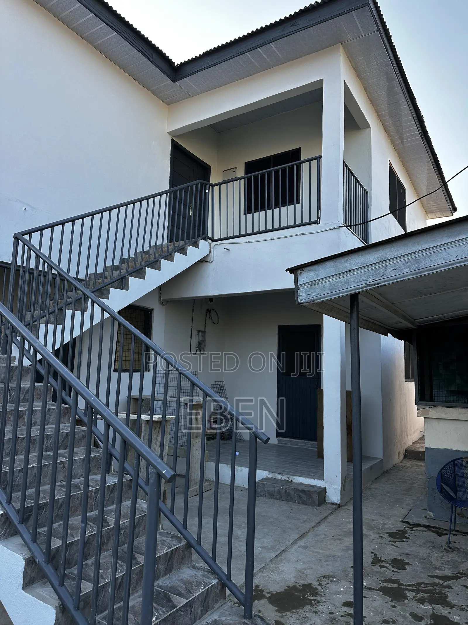 2bdrm Apartment in Osu Ako-Adjei for rent