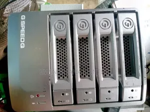 G-Tech G-Speed Q Versatile Multi-Interface 4-Bay RAID Storage. Empty